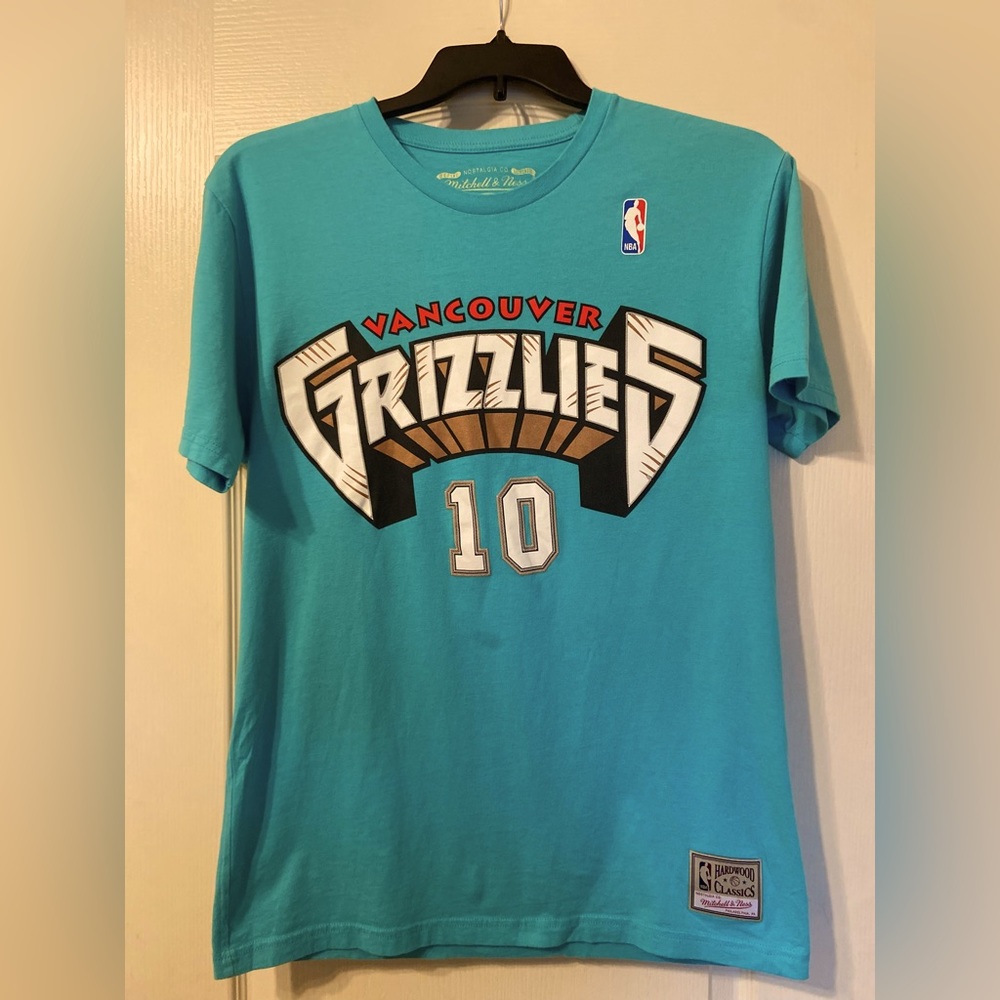 Memphis Grizzlies Mike Bibby tee